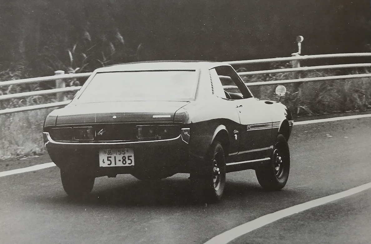 CG-GT-Toyota-Celica-1600GTV-vs-Nissan-Bluebird-U-1600-SSS-E-1972-Gallery3.jpg