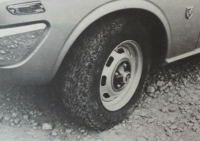 MF-BS-Toyota-Mark-II-Hardtop-L-1972-Gallery7.jpg