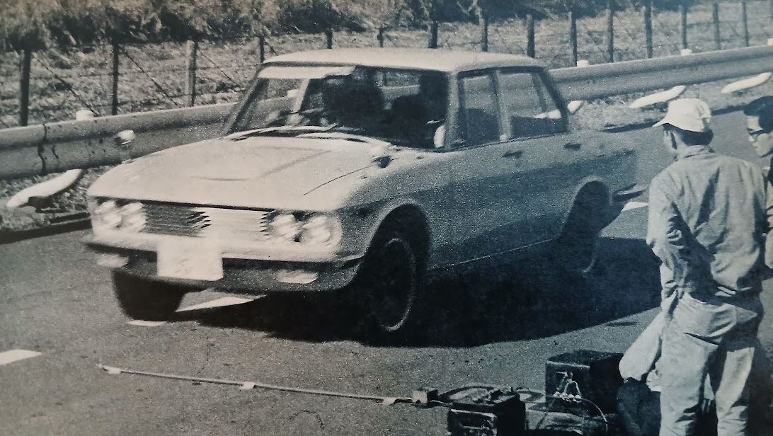 MF-RT-Mazda-Luce-1800-Super-Deluxe-1969-Gallery4.jpg