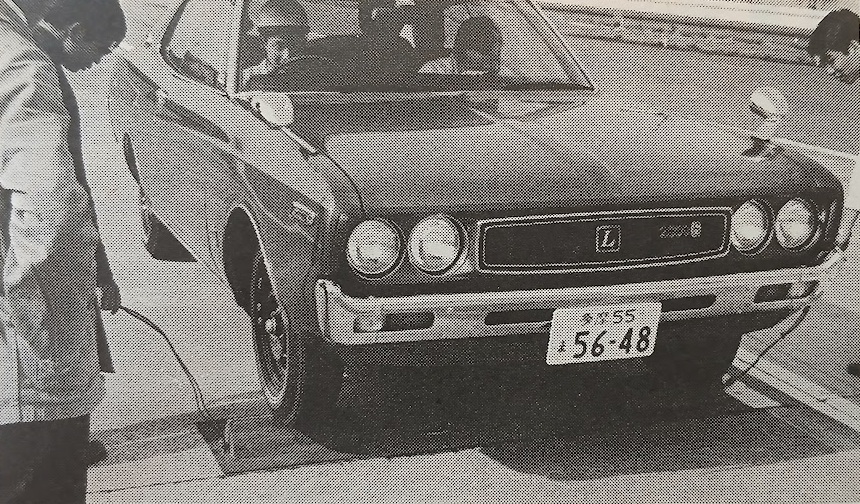 MF-RT-Nissan-Laurel-Hardtop-2000SGX-Gallery3.jpg