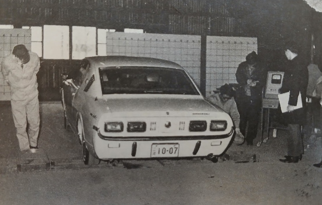 MF-RT-Toyota-Crown-Hardtop-Super-Saloon-1971-Gallery9b.jpg